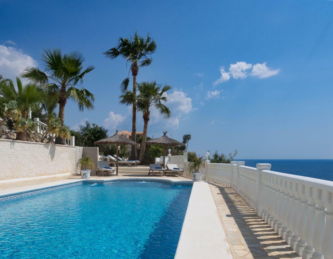 Frontline Villa, Five Star Deluxe Кампелло Экстерьер фото