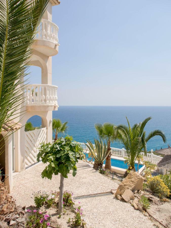 Frontline Villa, Five Star Deluxe Кампелло Экстерьер фото